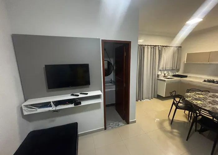 Apartamento aconchegante em frente à praia. Ubatuba
